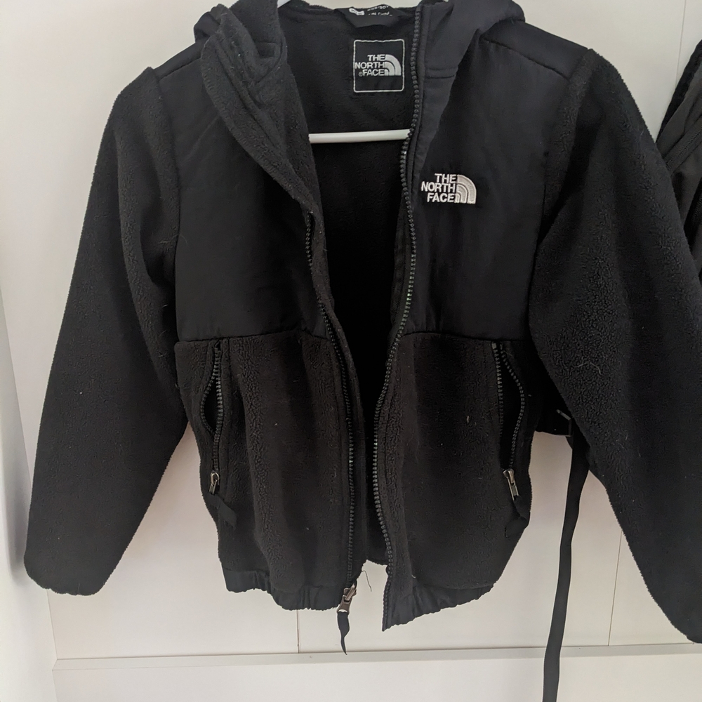 The North Face Kids Black Fleece Jacket